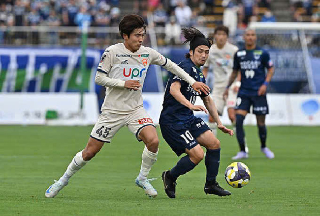 Nhận định, soi cược Renofa Yamaguchi vs Tokushima Vortis 17h00 ngày 12/07 2 Màn đụng độ gay cấn Renofa Yamaguchi vs Tokushima Vortis